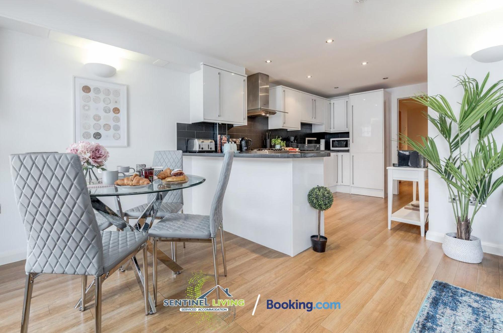 Ferienwohnung Windsor Flat 2 Bed By Sentinel Living With Free Wifi And Parking Exterior foto